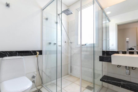 Casa à venda com 4 suítes no condomínio Vila Alba, São Paulo - SP