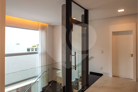 Casa à venda ou para alugar com 4 suítes no condomínio Jardim Vila Paradiso, Indaiatuba - SP