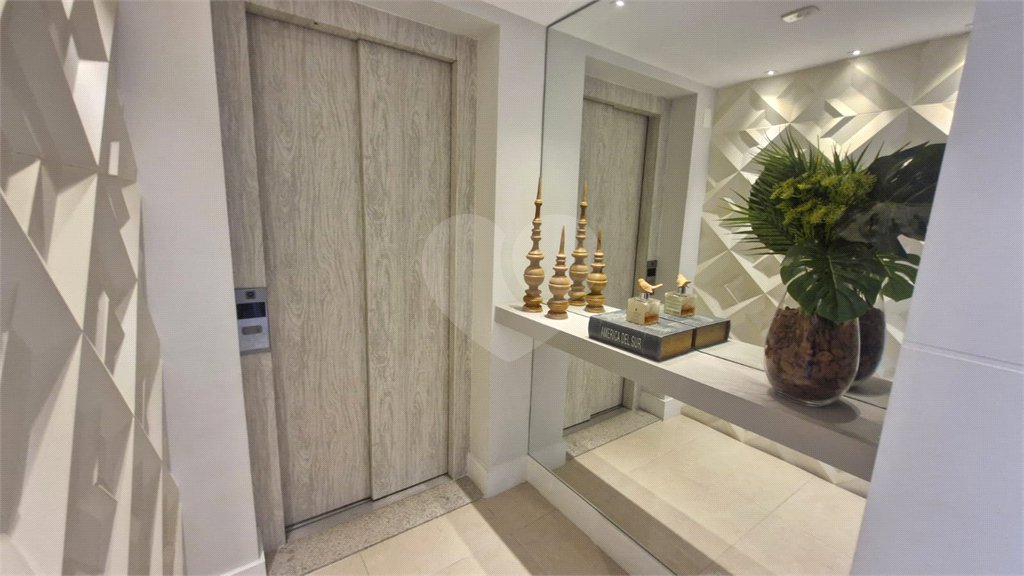 Apartamento à venda com 3 suítes em Santana, São Paulo, SP