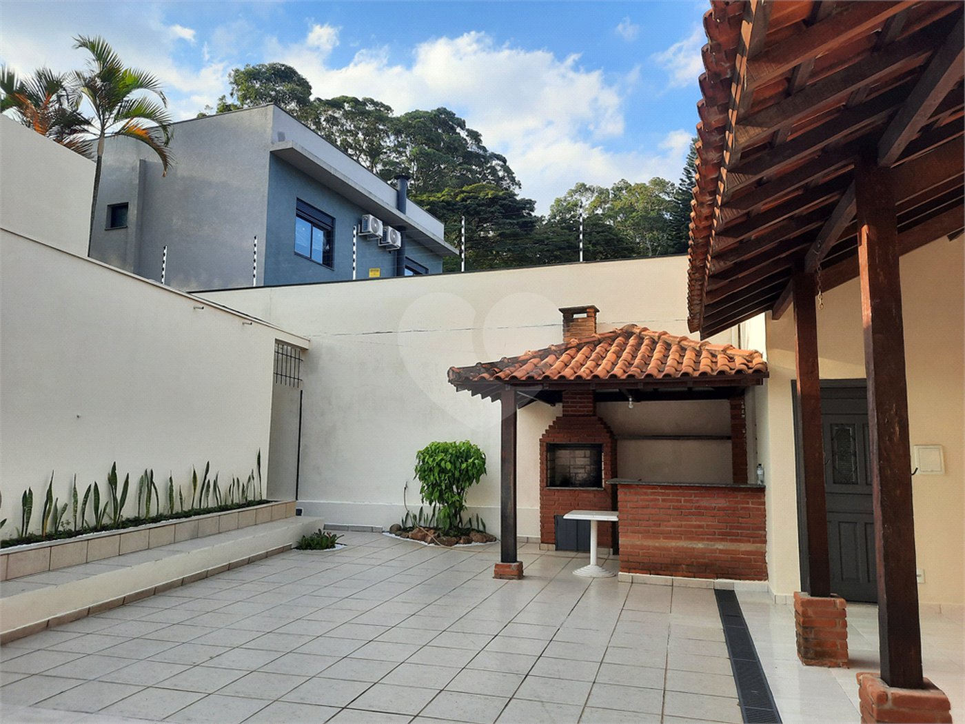 Casa Térrea à venda com 3 quartos, sendo 1 suíte, em Jardim Marajoara, São Paulo, SP