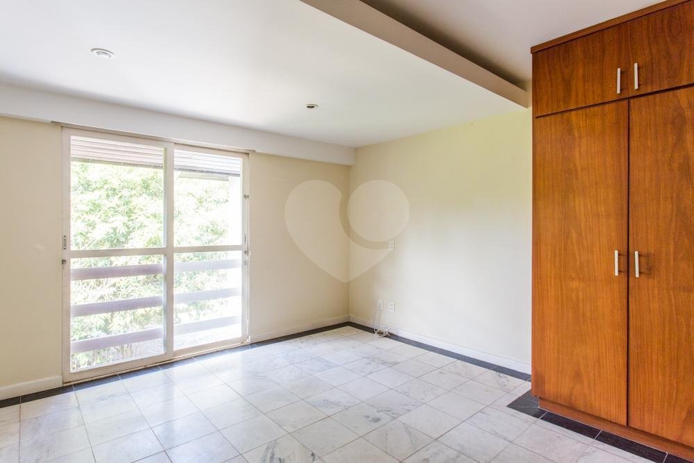 Casa para alugar com 4 suítes no condomínio Chácara Flora, São Paulo - SP