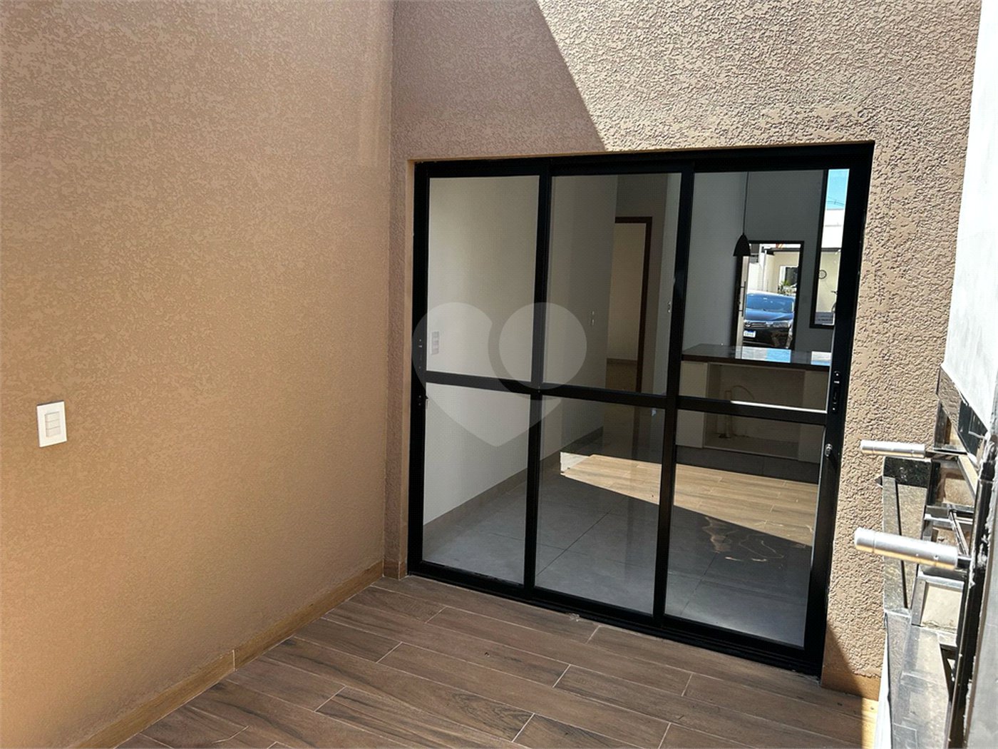 Casa à venda com 2 quartos, sendo 1 suíte,  no condomínio Residencial Marina, Itapetininga - SP