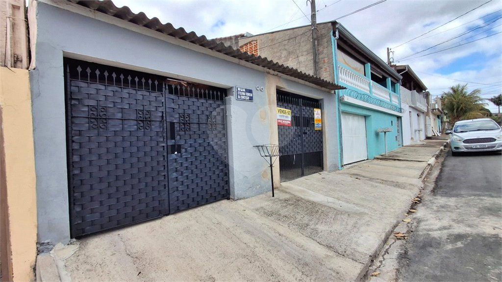 Casa de Vila à venda com 2 quartos em Vila Dylze, Votorantim, SP