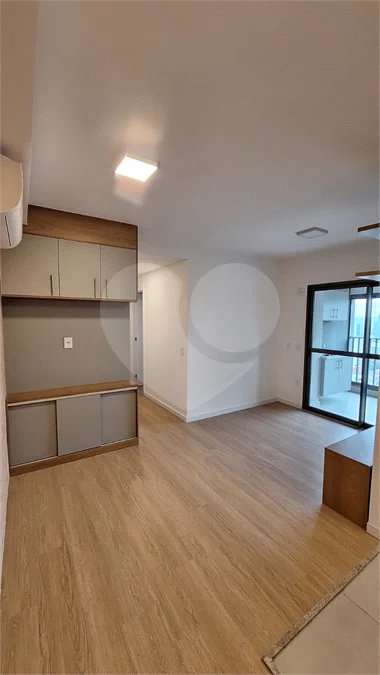 Apartamento para alugar com 2 quartos, sendo 1 suíte, em Chácara Santo Antônio, São Paulo, SP
