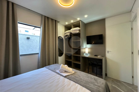 Apartamento à venda com 2 quartos, sendo 1 suíte, em Taperapuan, Porto Seguro, BA
