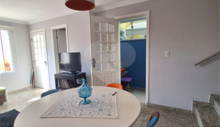 Casa à venda com 3 quartos, sendo 1 suíte,  no condomínio Smallville, São Paulo - SP