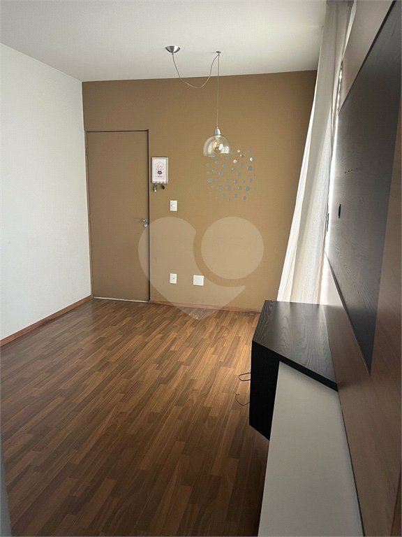 Apartamento à venda com 2 quartos em Jardim Guadalajara, Sorocaba, SP
