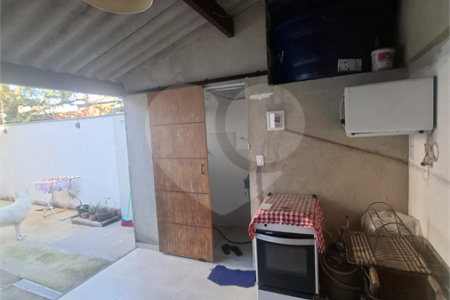 Casa à venda com 3 quartos, sendo 1 suíte, em Campo Grande, Rio de Janeiro, RJ