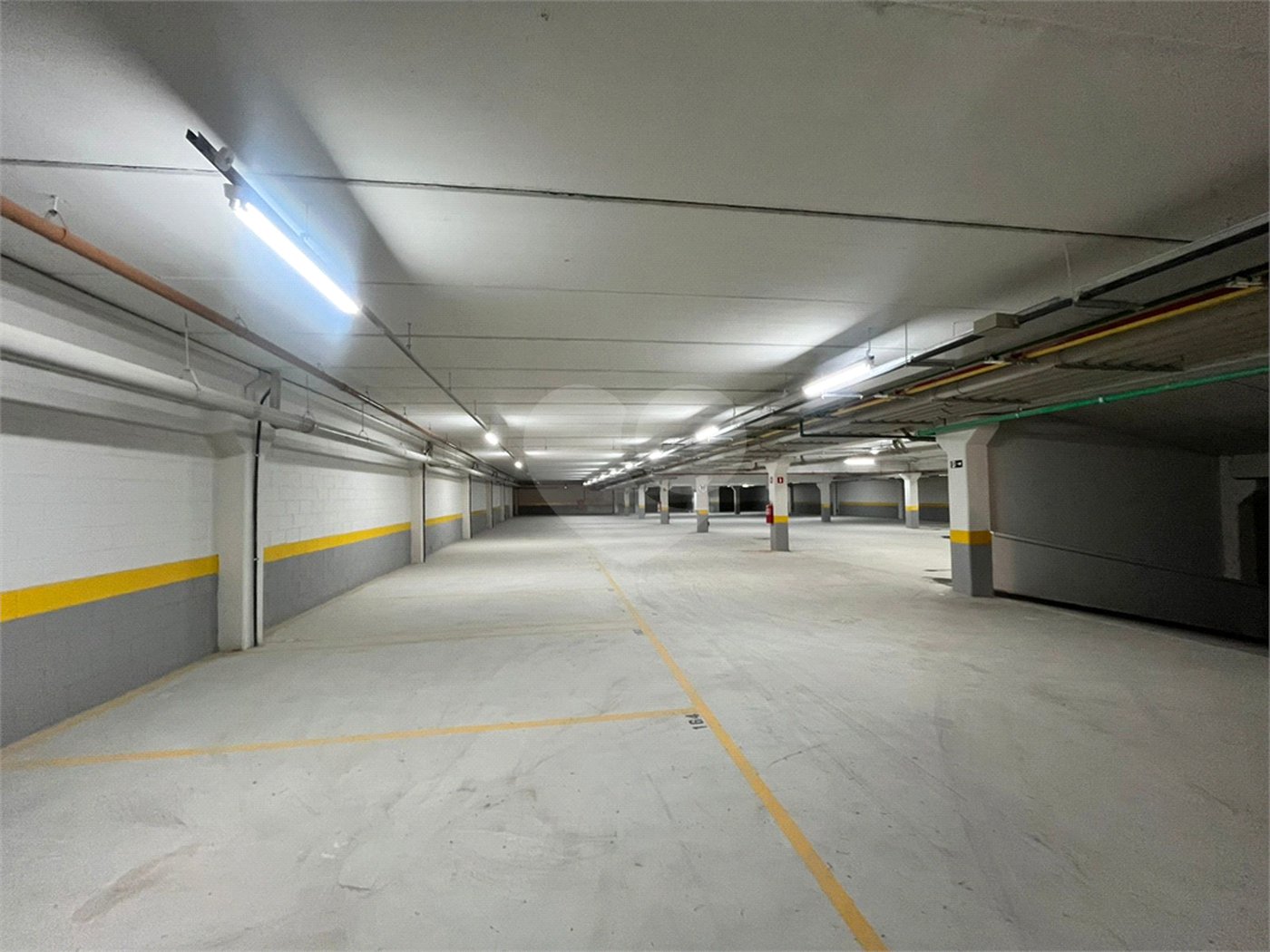 Apartamento para alugar com 2 quartos, sendo 1 suíte,  em Vila Oliveira, Mogi das Cruzes, SP