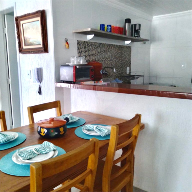 Casa em condomínio à venda com 2 quartos, sendo 1 suíte,  em Alto de Búzios, Armação dos Búzios, RJ