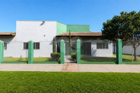 Casa Térrea à venda com 3 quartos, sendo 1 suíte, no Centro, Chapada dos Guimarães, MT
