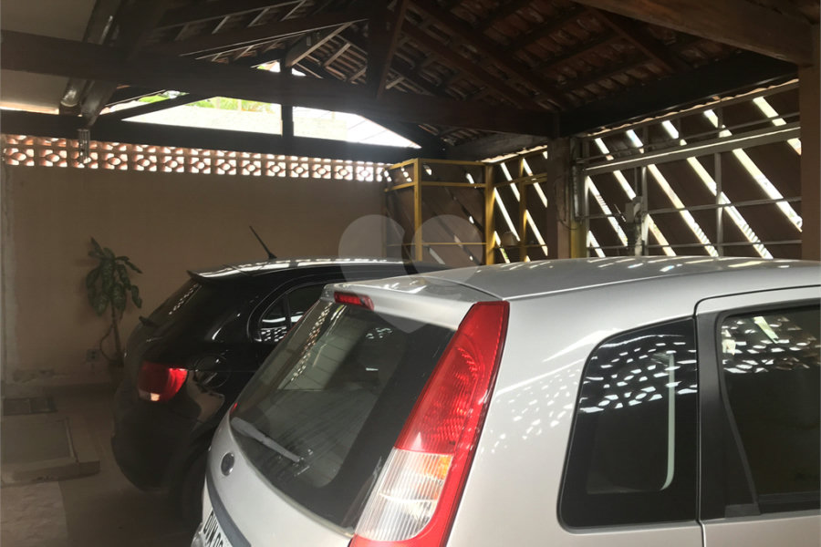 Casa à venda com 4 quartos em Parada Inglesa, São Paulo, SP