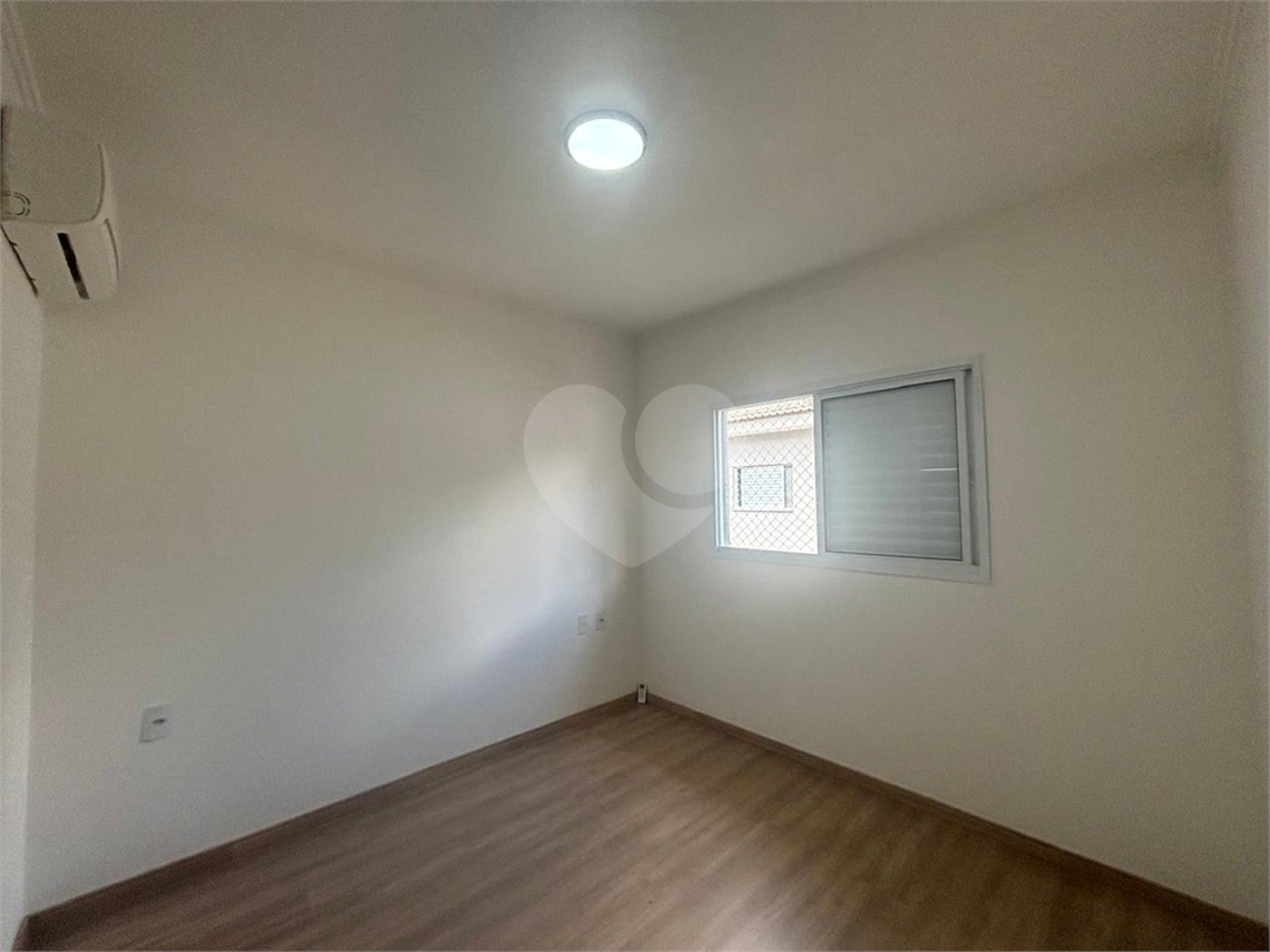 Casa à venda com 2 quartos no condomínio Village Caprese, Sorocaba - SP