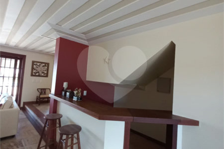 Casa à venda com 4 quartos, sendo 3 suítes,  em Geribá, Armação dos Búzios, RJ