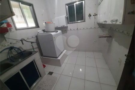Casa à venda com 4 suítes em Santa Cruz, Rio de Janeiro, RJ