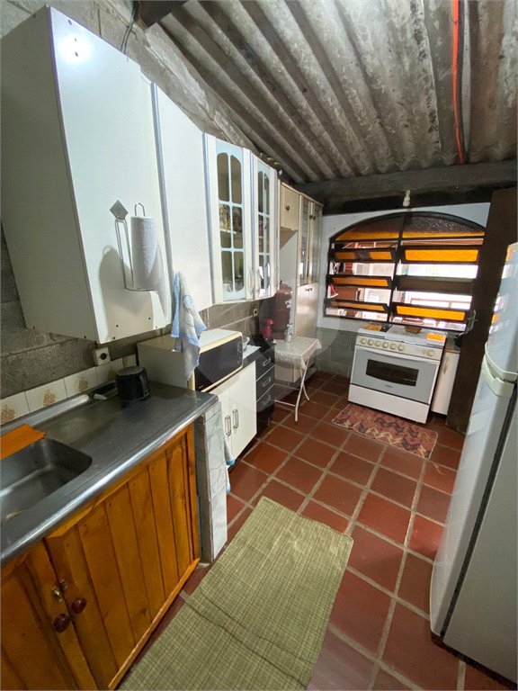 Chácara à venda com 3 quartos em Chácaras Ceres, Suzano, SP