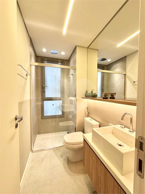 Apartamento à venda com 3 suítes em Jardim das Acácias, São Paulo, SP