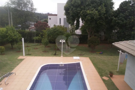 Casa à venda com 3 suítes no condomínio Residencial dos Lagos, Itupeva - SP