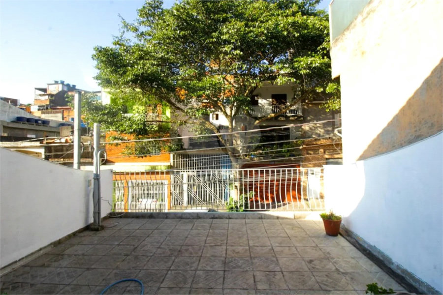 Sobrado para alugar com 3 quartos, sendo 2 suítes, em Jaraguá, São Paulo, SP