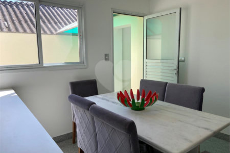 Casa para alugar com 3 quartos, sendo 2 suítes, em Vila Carrão, São Paulo, SP