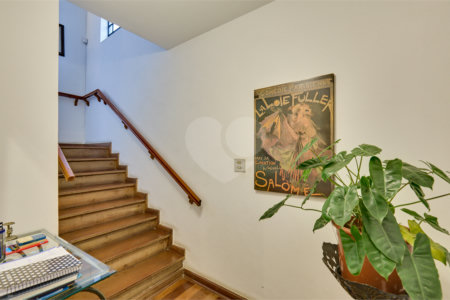 Casa de Vila à venda com 3 quartos, sendo 2 suítes, em Granja Julieta, São Paulo, SP