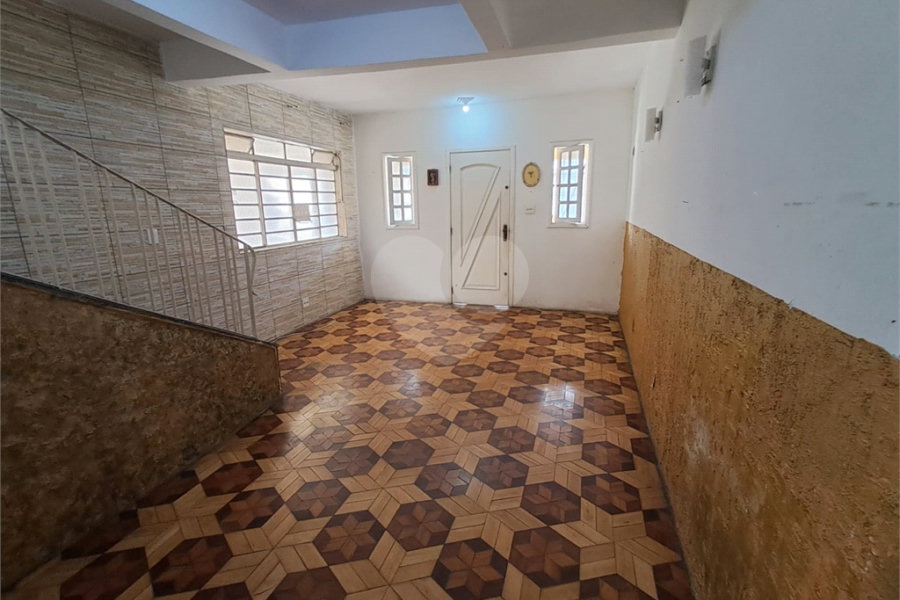 Sobrado à venda com 4 quartos em Parada Inglesa, São Paulo, SP