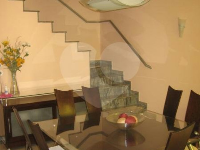 Sobrado à venda com 3 quartos, sendo 1 suíte,  em Vila Ester (zona Norte), São Paulo, SP