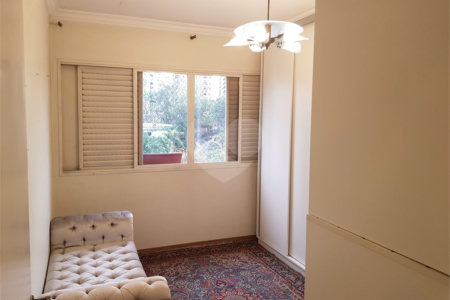 Apartamento à venda com 4 quartos, sendo 1 suíte, em Morumbi, São Paulo, SP