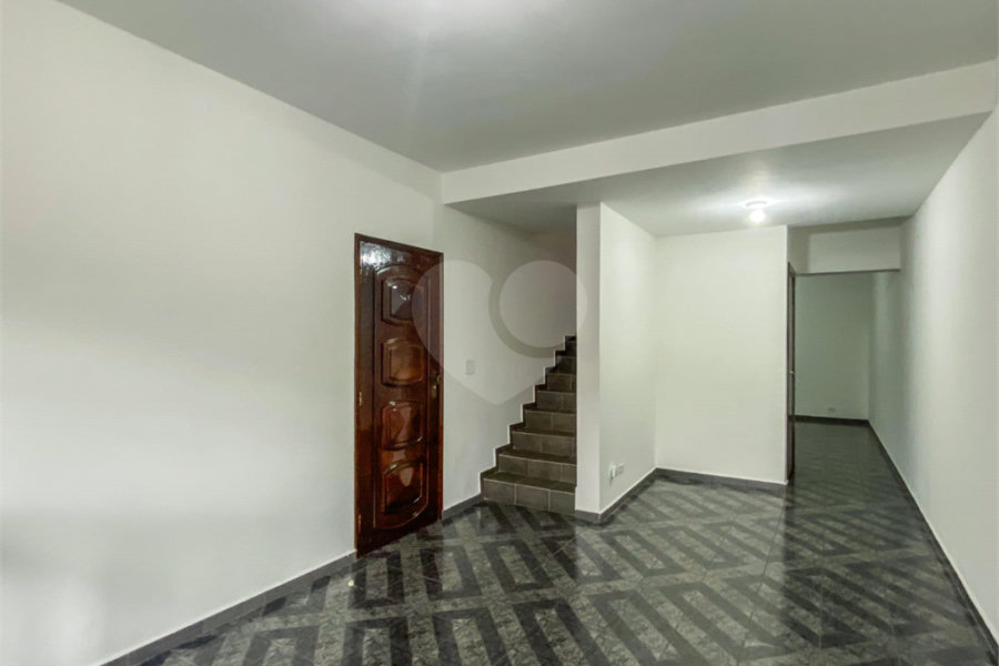Sobrado à venda com 3 quartos, sendo 1 suíte,  em Freguesia do Ó, São Paulo, SP