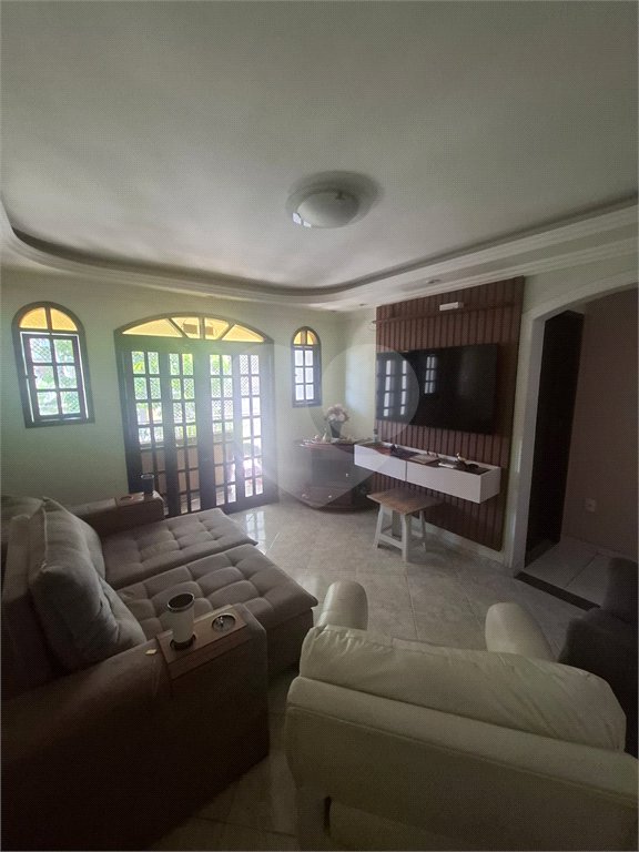 Casa à venda com 5 quartos, sendo 4 suítes, em Campo Grande, Rio de Janeiro, RJ