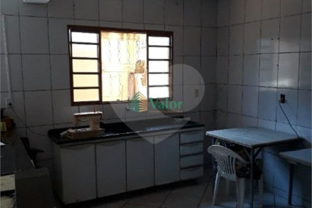 Casa á venda no cidade Aracy