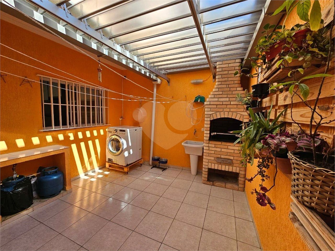 Casa à venda com 3 suítes em Vila Carrão, São Paulo, SP