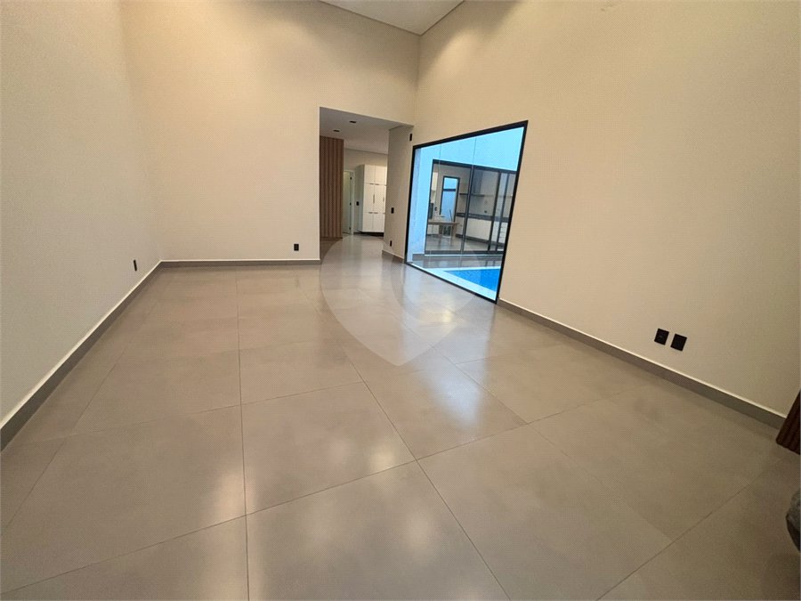 Casa à venda com 3 suítes no condomínio Residencial Chácara Ondina, Sorocaba - SP