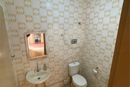 Sobrado à venda com 4 quartos no Centro, Salto, SP