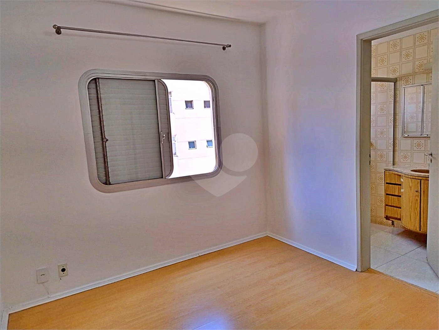 Apartamento à venda com 3 quartos, sendo 1 suíte, em Vila Olímpia, São Paulo, SP