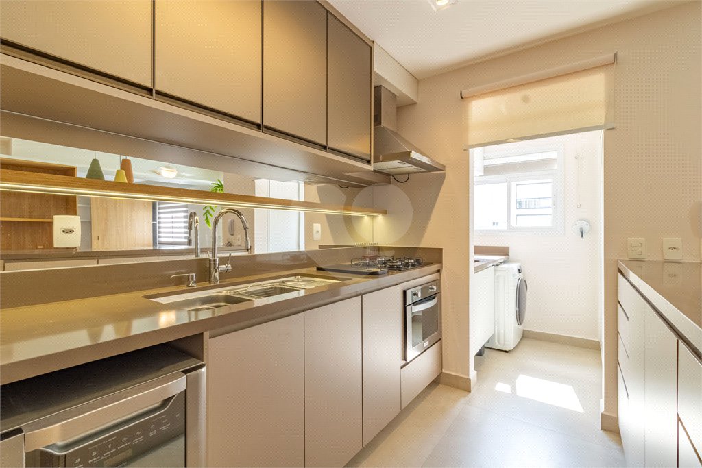 Apartamento para alugar com 1 suíte em Alto de Pinheiros, São Paulo, SP