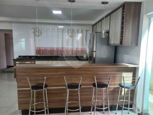 Casa à venda com 3 quartos, sendo 1 suíte,  em Jardim Silvestre IV, Amparo, SP