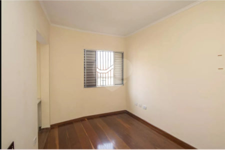 Sobrado à venda com 2 quartos em Parada Inglesa, São Paulo, SP