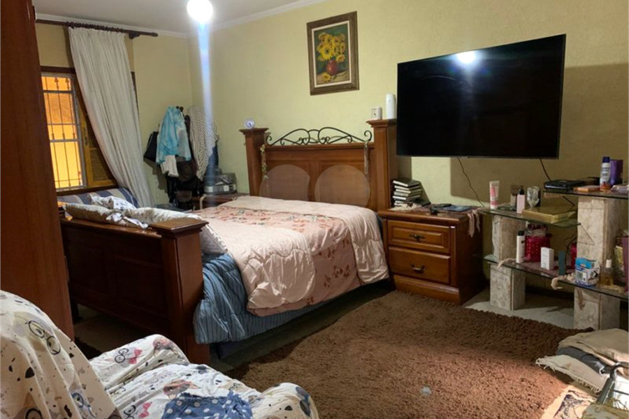 Casa Térrea à venda com 3 quartos, sendo 1 suíte,  em Horto, São Paulo, SP