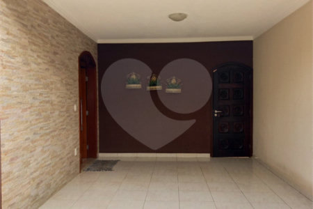 Casa à venda com 3 quartos, sendo 1 suíte, em Bosque, Vinhedo, SP