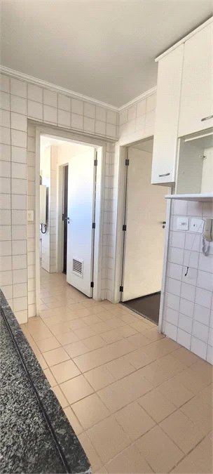 Apartamento à venda com 3 quartos, sendo 1 suíte, em Pinheiros, São Paulo, SP