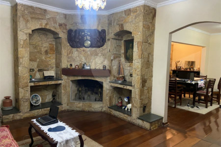 Casa à venda com 4 quartos, sendo 1 suíte, em Jardim Rincão, Arujá, SP