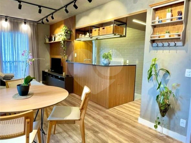 Apartamento à venda com 3 quartos, sendo 1 suíte,  em Vila Guilherme, São Paulo, SP