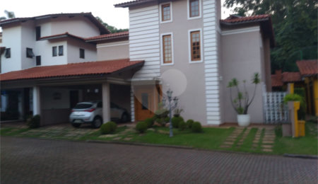 Casa à venda com 4 quartos, sendo 3 suítes,  no condomínio Da Serra, São Paulo - SP