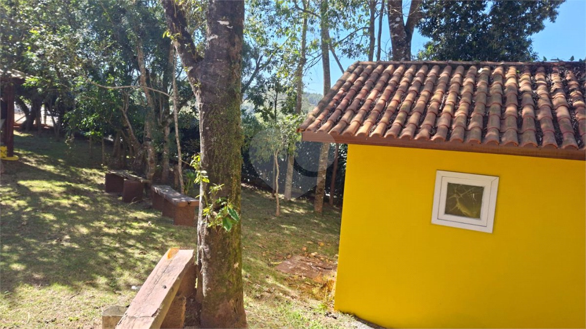 Chácara à venda com 3 suítes em Vila Xisto, São Miguel Arcanjo, SP