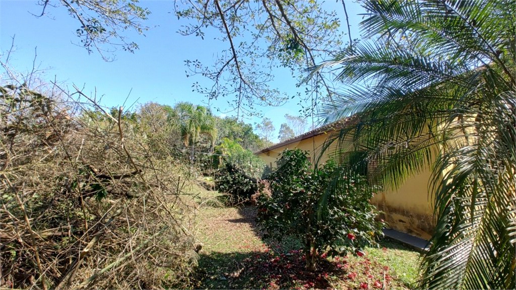 Sítio à venda com 3 quartos, sendo 1 suíte,  em Da Barra, Salto de Pirapora, SP
