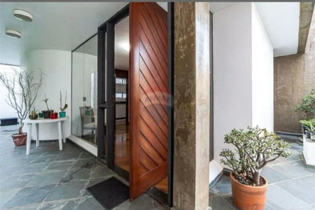 Casa à venda com 4 suítes em Jardim Vitória Régia, São Paulo, SP
