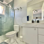 Casa à venda com 3 suítes no condomínio Golf Village, Carapicuíba - SP