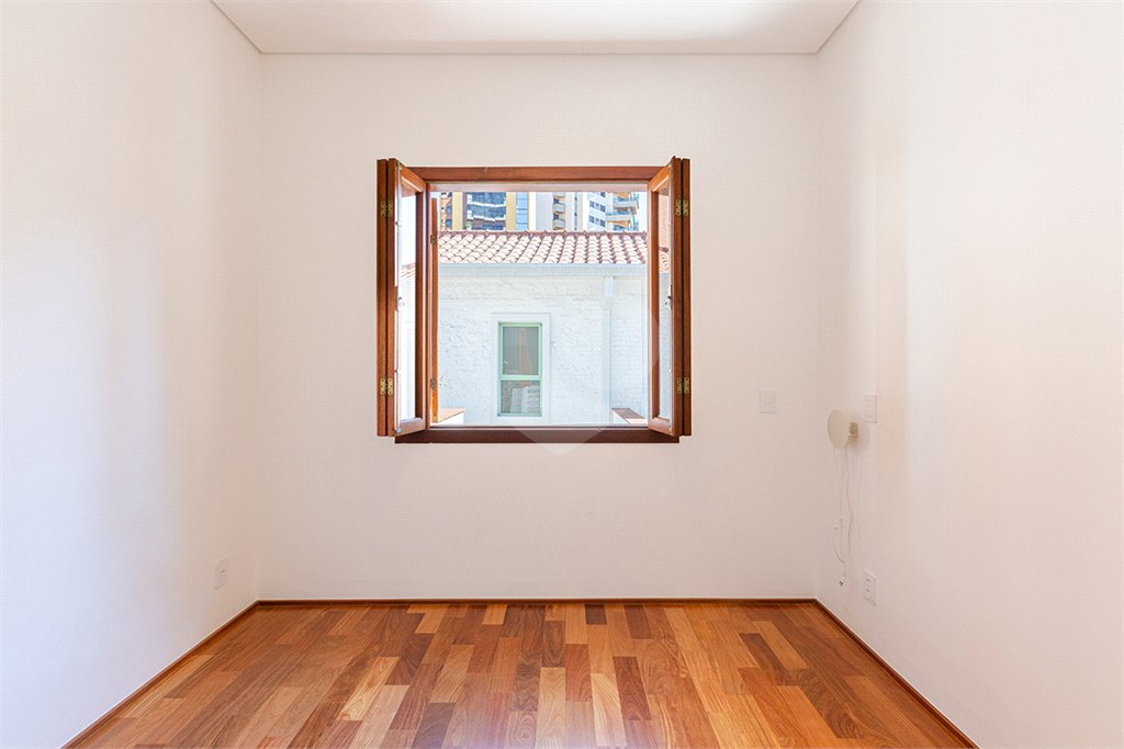 Casa de Vila à venda com 4 quartos, sendo 2 suítes, em Perdizes, São Paulo, SP