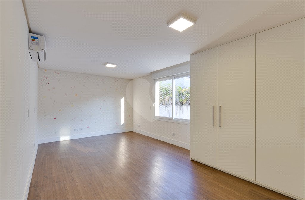Casa à venda com 4 suítes no condomínio Porto Fino, São Paulo - SP